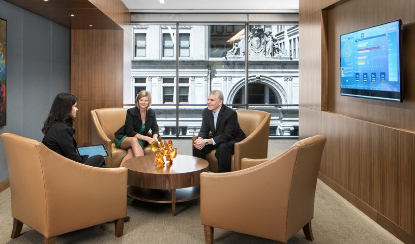 Banking on digital signage
